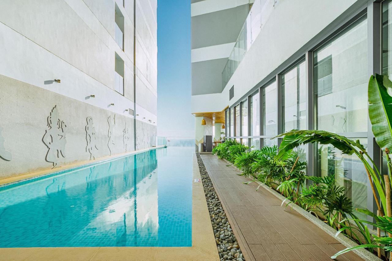 Az Five Stars Ocean View Apartment Nha Trang Esterno foto