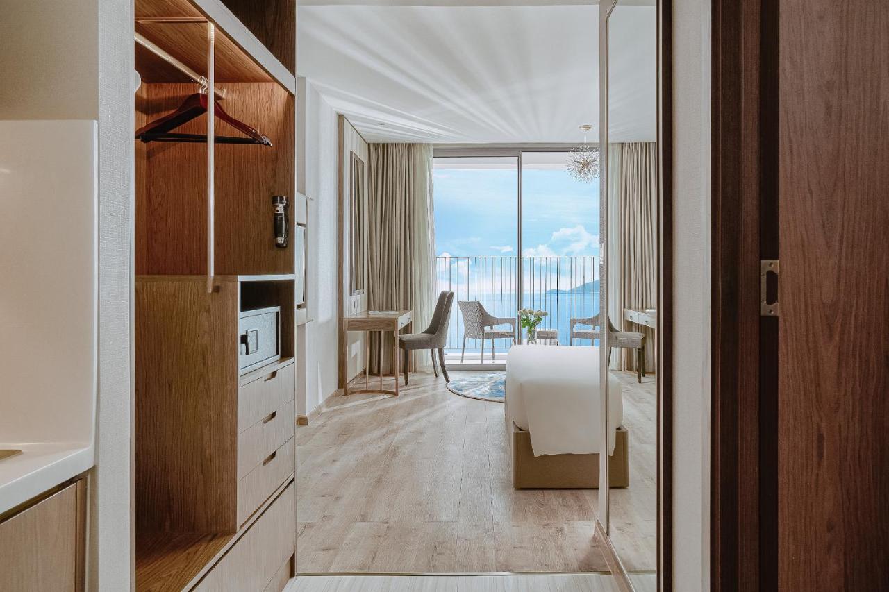 Az Five Stars Ocean View Apartment Nha Trang Esterno foto