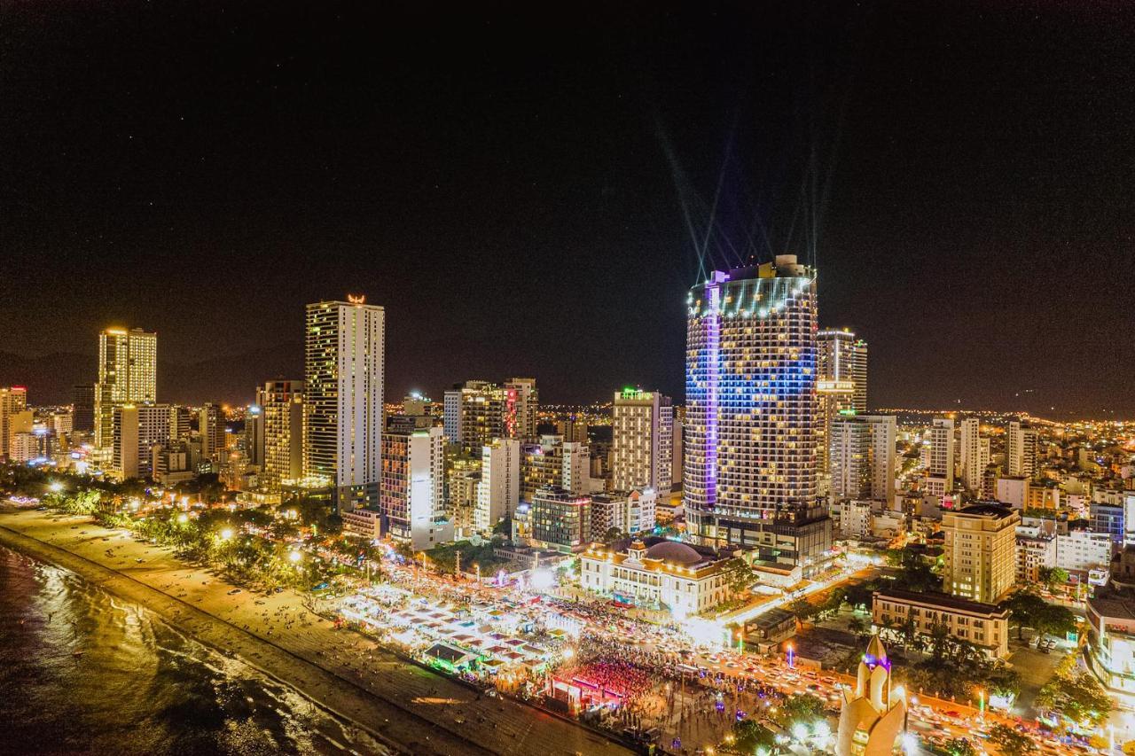 Az Five Stars Ocean View Apartment Nha Trang Esterno foto