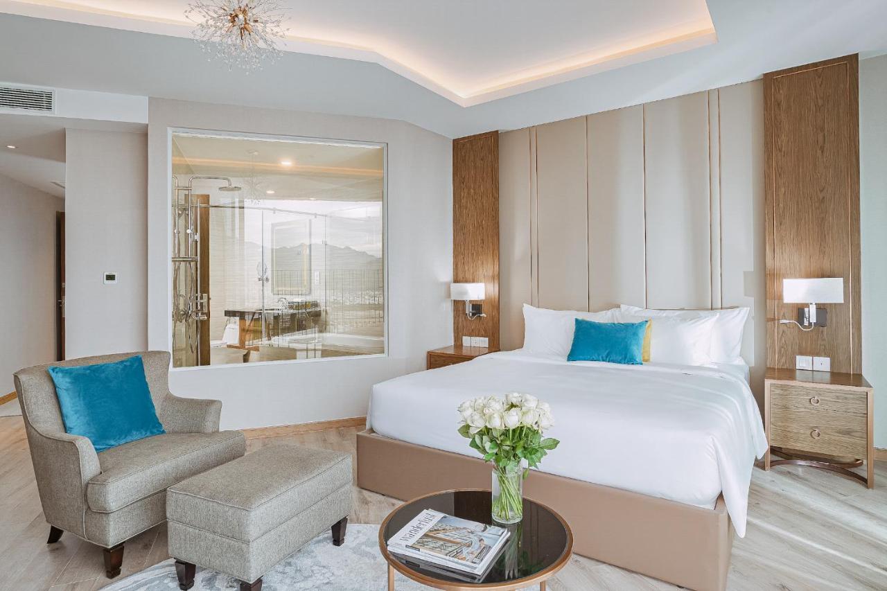 Az Five Stars Ocean View Apartment Nha Trang Esterno foto